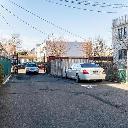 Two Bedrooms Apartment Manage And Supervise By Host Endless Features Amenities Dishwasher Washer Dryer Best Wifi Internet Services By Verizon Fios 960 Upload 960 Download Bi Monthly Free Housekeeping Services Huge 10000 Square Footage New York Eksteriør bilde