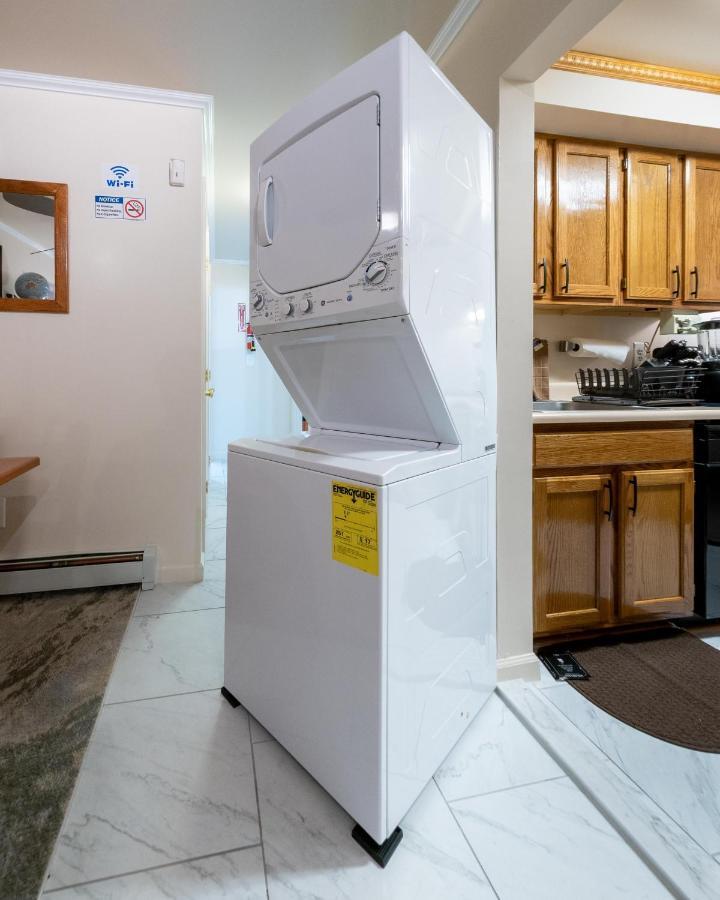 Two Bedrooms Apartment Manage And Supervise By Host Endless Features Amenities Dishwasher Washer Dryer Best Wifi Internet Services By Verizon Fios 960 Upload 960 Download Bi Monthly Free Housekeeping Services Huge 10000 Square Footage New York Eksteriør bilde