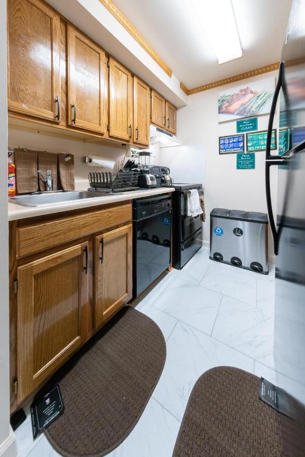 Two Bedrooms Apartment Manage And Supervise By Host Endless Features Amenities Dishwasher Washer Dryer Best Wifi Internet Services By Verizon Fios 960 Upload 960 Download Bi Monthly Free Housekeeping Services Huge 10000 Square Footage New York Eksteriør bilde