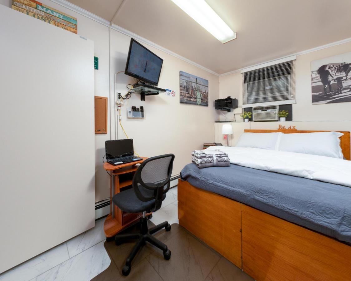 Two Bedrooms Apartment Manage And Supervise By Host Endless Features Amenities Dishwasher Washer Dryer Best Wifi Internet Services By Verizon Fios 960 Upload 960 Download Bi Monthly Free Housekeeping Services Huge 10000 Square Footage New York Eksteriør bilde