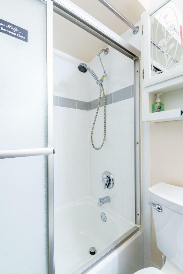 Two Bedrooms Apartment Manage And Supervise By Host Endless Features Amenities Dishwasher Washer Dryer Best Wifi Internet Services By Verizon Fios 960 Upload 960 Download Bi Monthly Free Housekeeping Services Huge 10000 Square Footage New York Eksteriør bilde